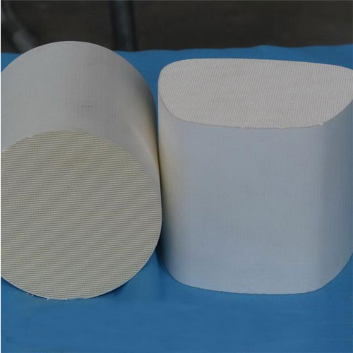 Cordierite honeycomb ceramic